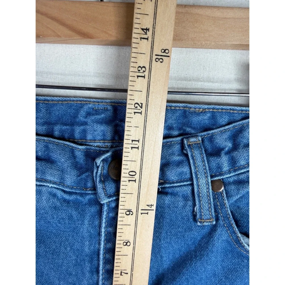 Wrangler Men's Regular Fit Straight Jeans size 28x32 Blue
